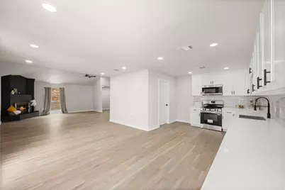11534 Willwood Drive, Houston, TX 77072 - Photo 11