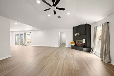 11534 Willwood Drive, Houston, TX 77072 - Photo 13