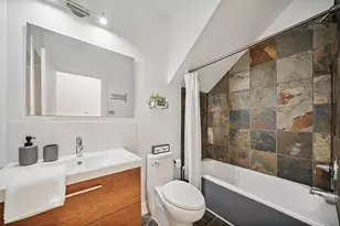 2010 Blodgett St, Houston, TX 77004 - Photo 31