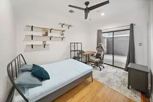 2010 Blodgett St, Houston, TX 77004 - Photo 17