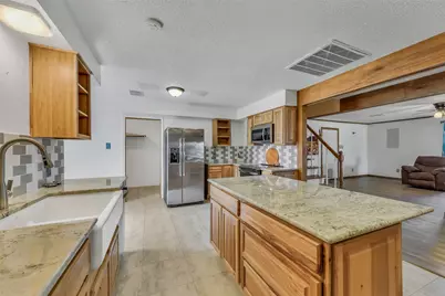 1902 Fm 563, Anahuac, TX 77514 - Photo 9