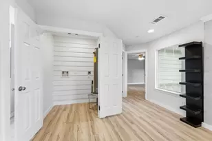 1740 6th St, Hempstead, TX 77445 - Photo 13