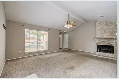 3626 Suttonford Drive, Houston, TX 77066 - Photo 11