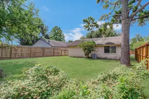 3626 Suttonford Dr, Houston, TX 77066 - Photo 25