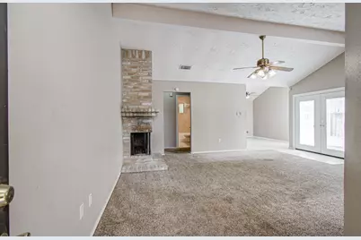 3626 Suttonford Drive, Houston, TX 77066 - Photo 5