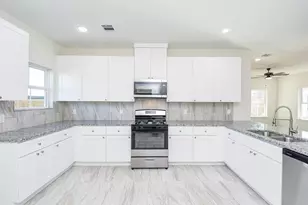 2807 Bowlin Leaf Ln, Houston, TX 77014 - Photo 13