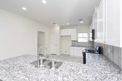 2807 Bowlin Leaf Lane, Houston, TX 77014 - Photo 15