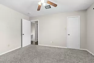 13611 Charwell Crossing Ln, Houston, TX 77069 - Photo 43