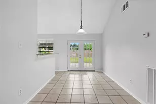3105 Wood Fox Dr, Alvin, TX 77511 - Photo 5