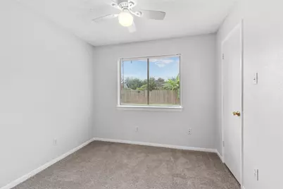3105 Wood Fox Drive, Alvin, TX 77511 - Photo 13