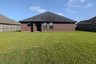 3223 El Camino St, Bay City, TX 77414 - Photo 5
