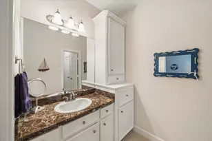 3411 Banbury Pl, Houston, TX 77027 - Photo 27