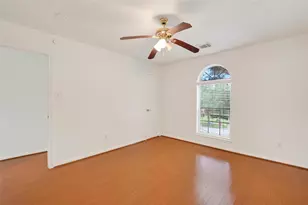 10319 Stanbrook Dr, Houston, TX 77089 - Photo 15