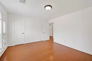 10319 Stanbrook Dr, Houston, TX 77089 - Photo 19