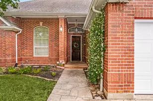 403 Nighthawk Ct, Sugar Land, TX 77478 - Photo 5