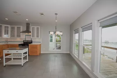 501 2nd Street, San Leon, TX 77539 - Photo 9