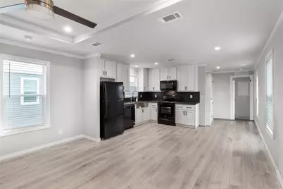 119 Mooney Road, Pearland, TX 77581 - Photo 5