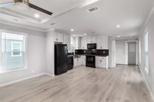 119 Mooney Rd, Pearland, TX 77581 - Photo 5