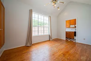 1111 Banks St, Houston, TX 77006 - Photo 3