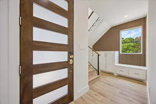 1032 W 17th St, Houston, TX 77008 - Photo 9