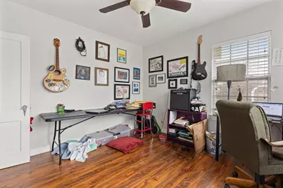 809 Howard Street, Taylor, TX 76574 - Photo 15