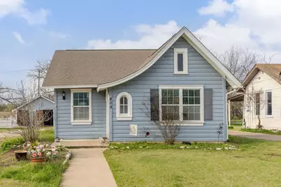 809 Howard Street, Taylor, TX 76574 - Photo 1