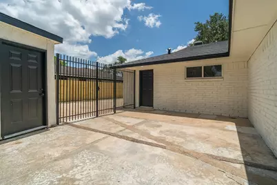 11239 Sagecanyon Drive, Houston, TX 77089 - Photo 27