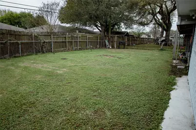 2702 Prairie Avenue, Pasadena, TX 77506 - Photo 15