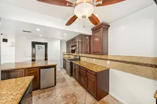 11423 Weathering Oaks Dr, Houston, TX 77066 - Photo 5