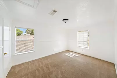 11423 Weathering Oaks Drive, Houston, TX 77066 - Photo 21
