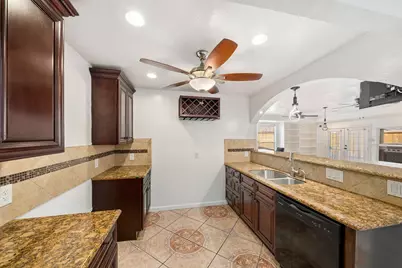 11423 Weathering Oaks Drive, Houston, TX 77066 - Photo 3