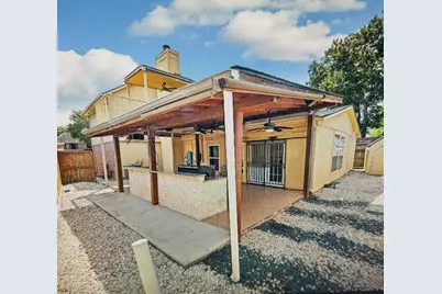 11423 Weathering Oaks Drive, Houston, TX 77066 - Photo 9