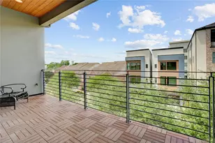 1311 Castle Ct, Houston, TX 77006 - Photo 33