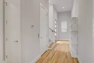 1311 Castle Ct, Houston, TX 77006 - Photo 7