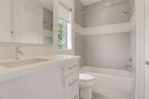 1311 Castle Ct, Houston, TX 77006 - Photo 35