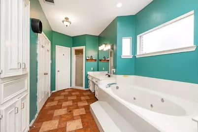 15742 Sweetwater Creek Drive, Houston, TX 77095 - Photo 19