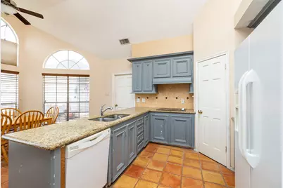 15742 Sweetwater Creek Drive, Houston, TX 77095 - Photo 13