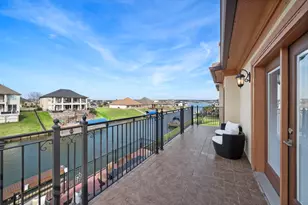 10804 Bourbon St, Willis, TX 77318 - Photo 39