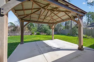 2215 Friarwood Trail, Kingwood, TX 77339 - Photo 37