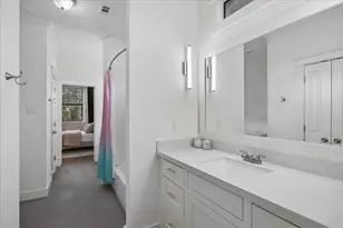 1010 W 42nd St, Houston, TX 77018 - Photo 29