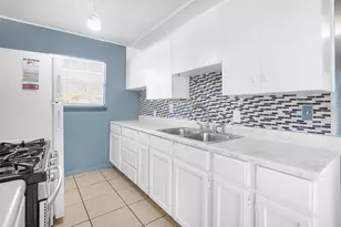 126 Farrel Dr, San Antonio, TX 78227 - Photo 13