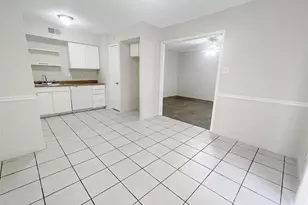 12023 Greenwood-Forest Dr, Houston, TX 77066 - Photo 7