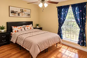 12750 Shannon Hills Dr, Houston, TX 77099 - Photo 7