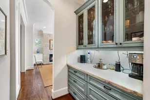 1010 Nantucket Dr, Houston, TX 77057 - Photo 25