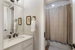 1010 Nantucket Dr, Houston, TX 77057 - Photo 35