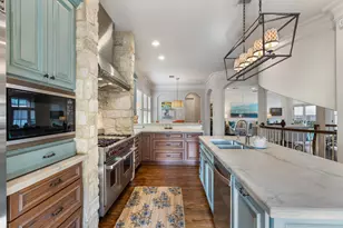 1010 Nantucket Dr, Houston, TX 77057 - Photo 23