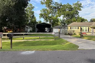 4435 11th St, Bacliff, TX 77518 - Photo 3