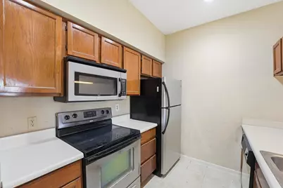 8055 Cambridge Street #5, Houston, TX 77054 - Photo 9