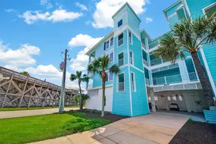 4211 Pointe W Dr, Galveston, TX 77554 - Photo 43