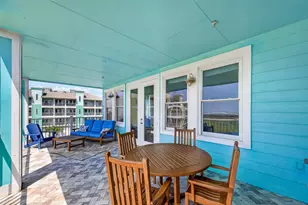 4211 Pointe W Dr, Galveston, TX 77554 - Photo 11